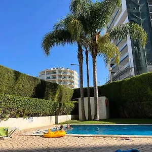 Três Palmeiras With Pool Portimão